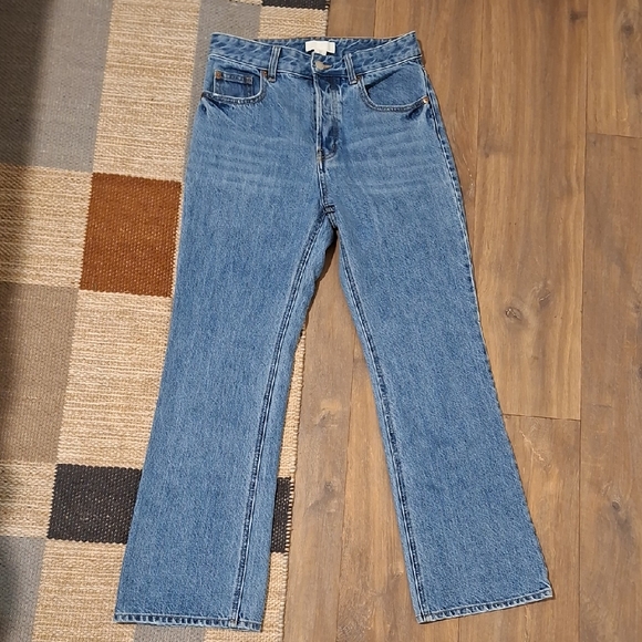 H&M Denim - H&M Women's Mini Boot-cut/Flare Mid-wash 100% Cotton Blue Jeans (Size US 4)